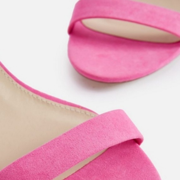 🌹 "Sanoura"  Pink Sandals 🌹 - Picture 3 of 6